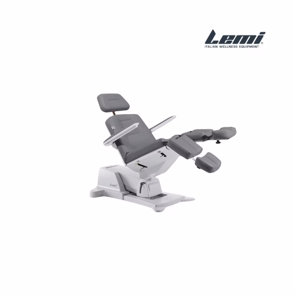 Stol za podiatrijo Lemi Podo Mix 1-2M je ergonomski in funkcionalni stol za pedikuro, zasnovan za maksimalno udobje pacienta ter omogoča strokovnjaku menjavanje delovnih položajev z nastavitvijo višine glede na potrebe pri delu